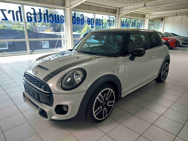 MINI Cooper S SportAut Navi+Kam John Cooper Works HuD