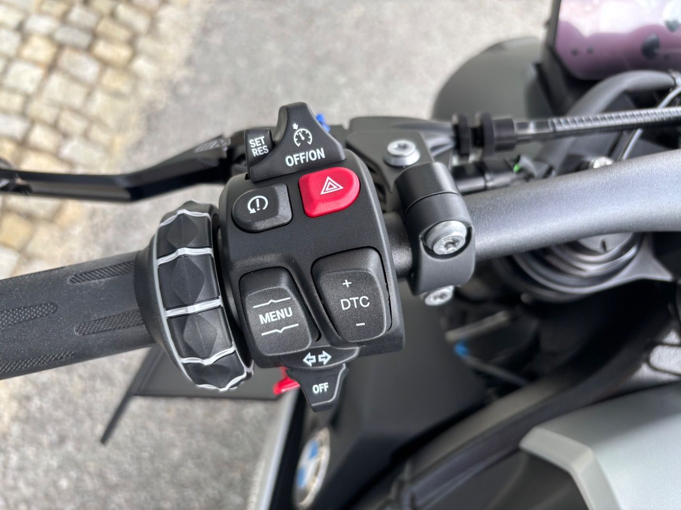 Fahrzeugabbildung BMW M 1000 R