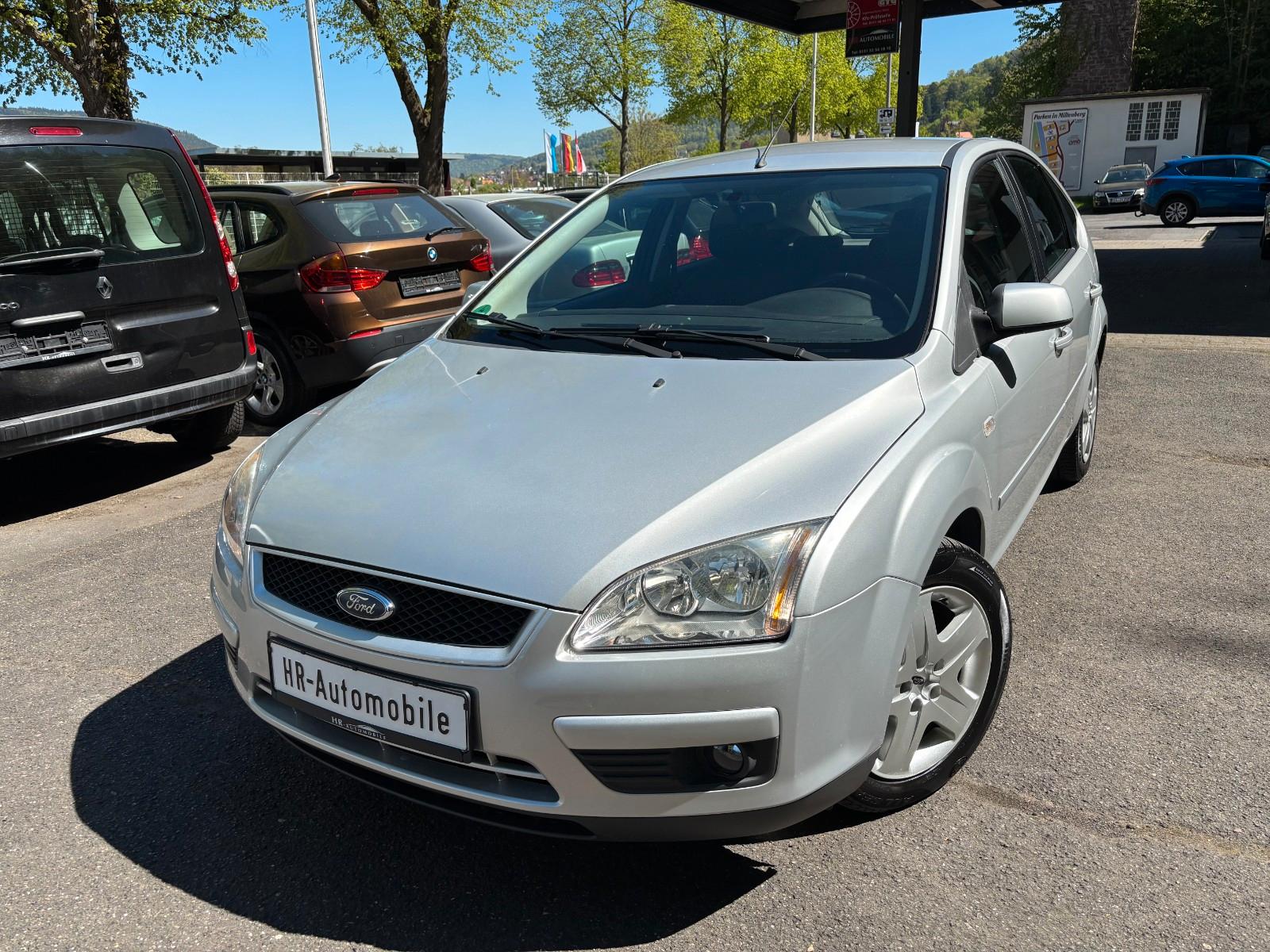 Ford Focus 1.4 Style *2.Hand*Scheckheft*TÜV NEU*