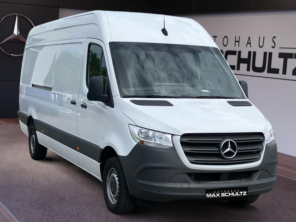 Fahrzeugabbildung Mercedes-Benz Sprinter 317 CDI 9G Tronic Kamera Navi