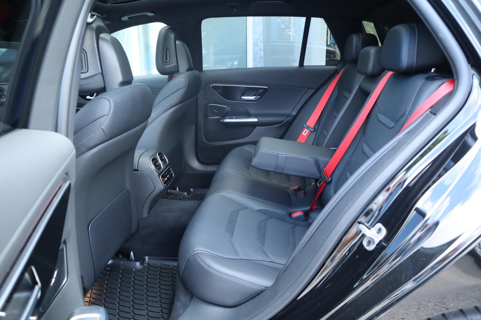 Mercedes-Benz C 43 AMG T 4M PANO/CARBON/DIST/360°/HUD/NIGHT/