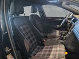 Volkswagen Golf GTI VII Performance 2,0 TSI NAVI+ACC+BLUETO - Volkswagen Golf: Schwarz, GTI