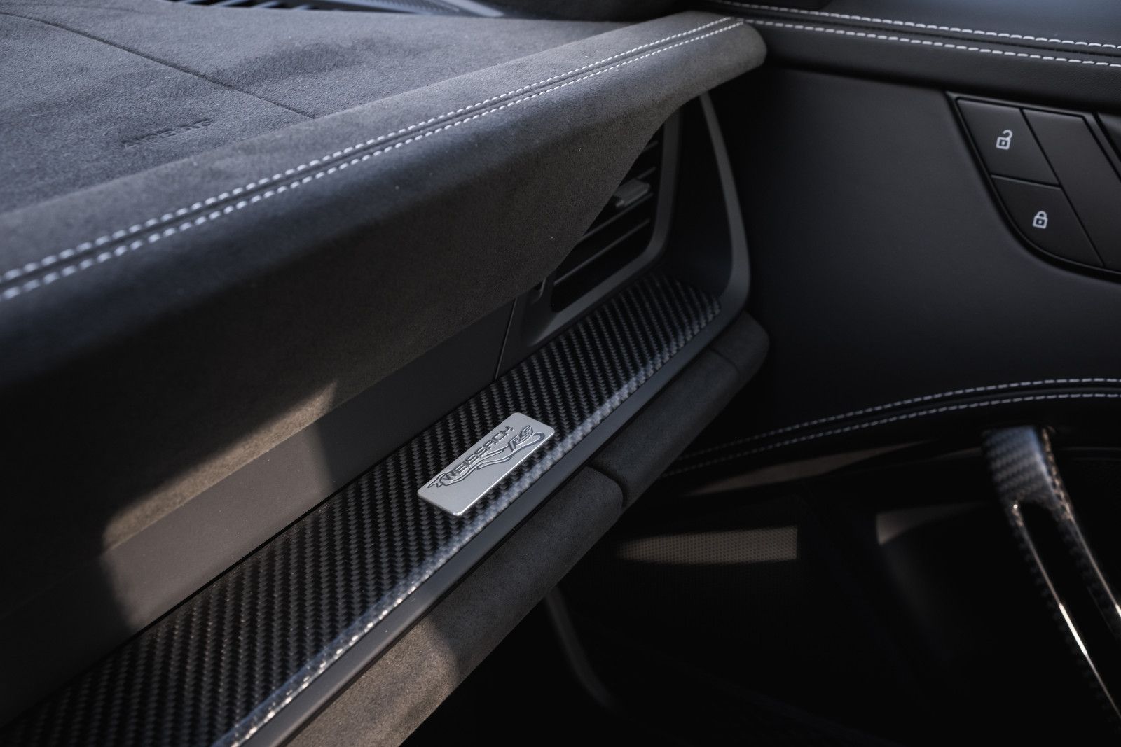 Fahrzeugabbildung Porsche 992 GT3 RS-Weissach-Lift - PTS malachitgrün-LED