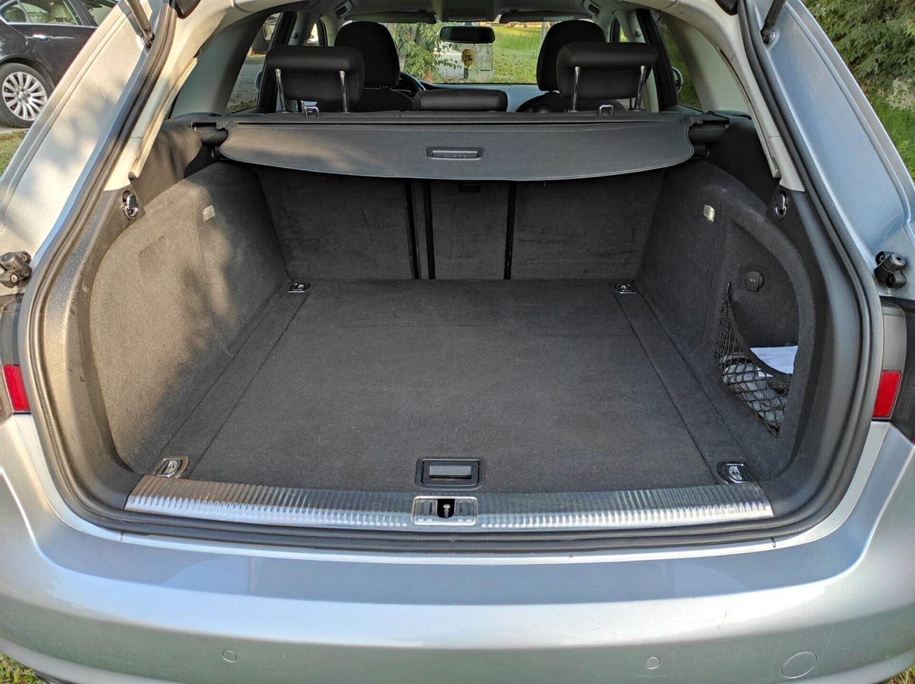 Audi A4 2014 — photo 15