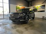 Volkswagen Touareg Elegance 4Motion - Volkswagen Touareg: Elegance