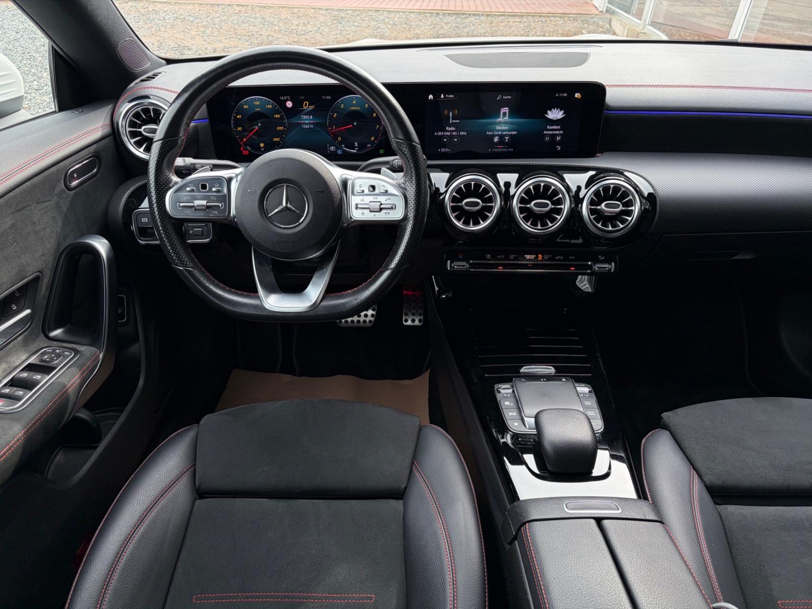 Mercedes-Benz CLA AMG Line Widescreen/DAB, миниатюра 24