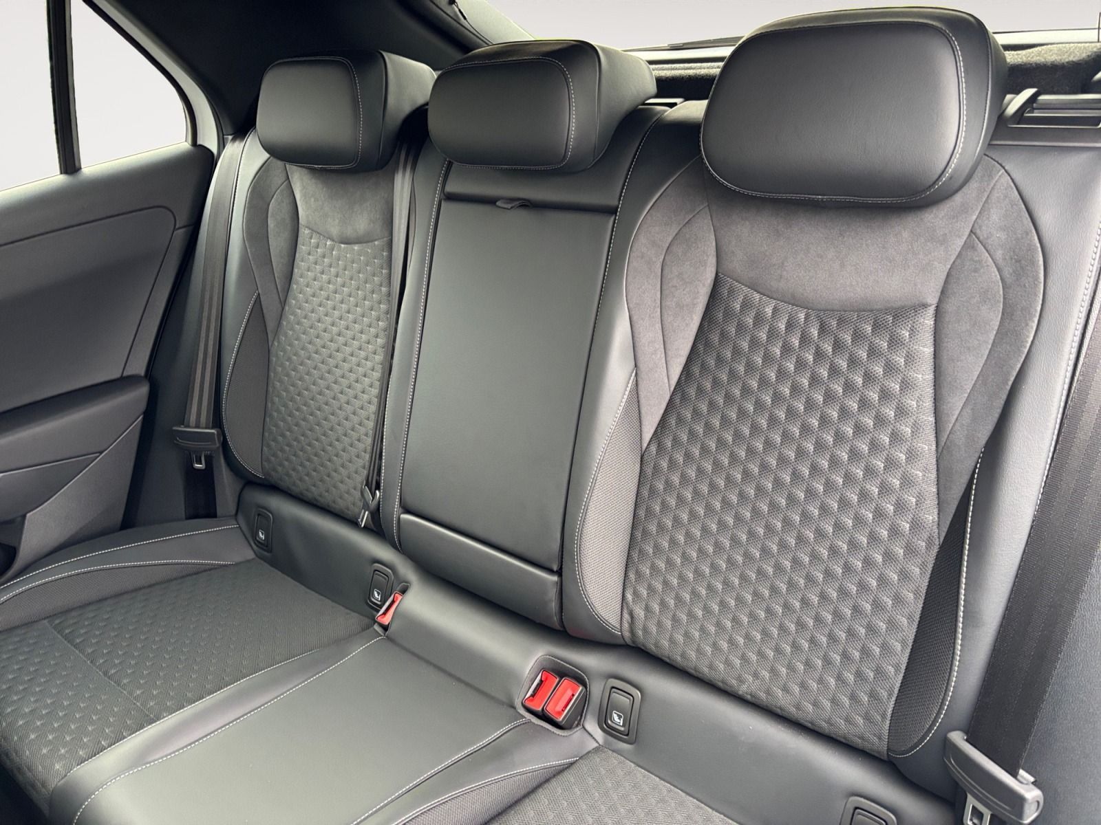 Volkswagen T-Roc - Bild 14