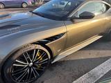 Aston Martin DBS 5.2 V12 - - Aston Martin in Berlin