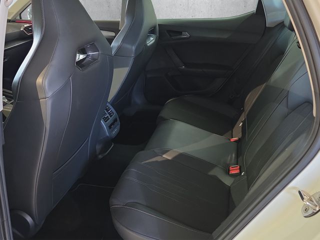 Leon 1.5 eTSI DSG*KAMERA*NAVI*AMBIENTE*