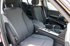 BMW 316d Touring / NAVI BUSINESS / SITZHEIZUNG / PDC BMW 316d Touring / NAVI BUSINESS / SITZHEIZUNG / PDC
