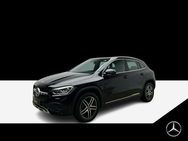 Mercedes-Benz GLA 180 d Progressive Kamera+LED+Keyless+SHZ