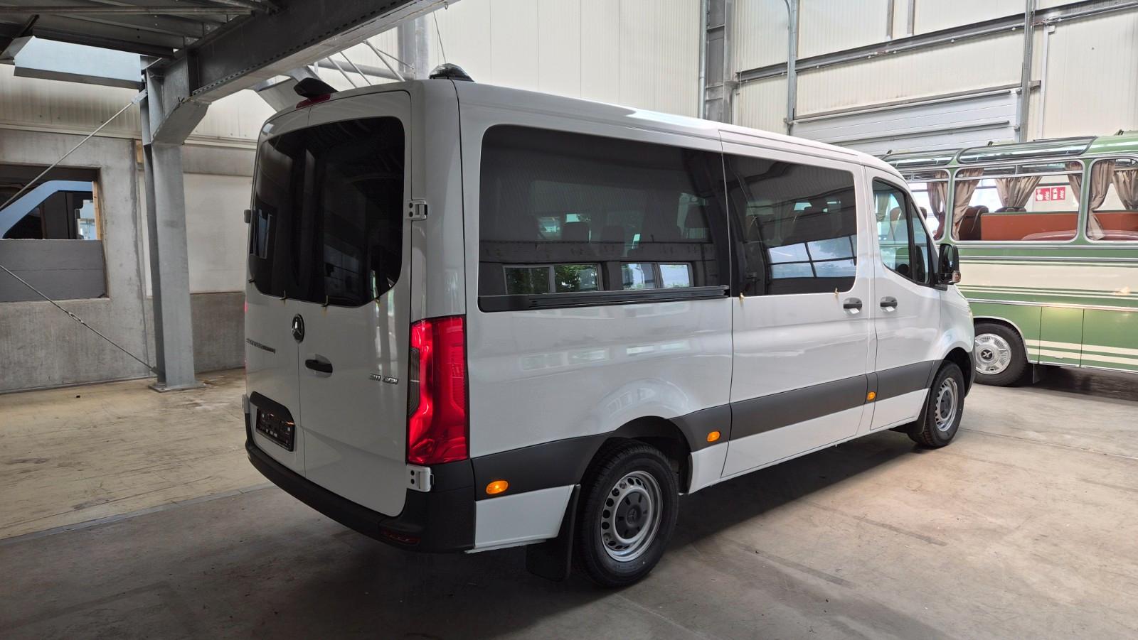 Mercedes-Benz 311 Sprinter 9 Sitzer auf Wunsch VIP Sitze