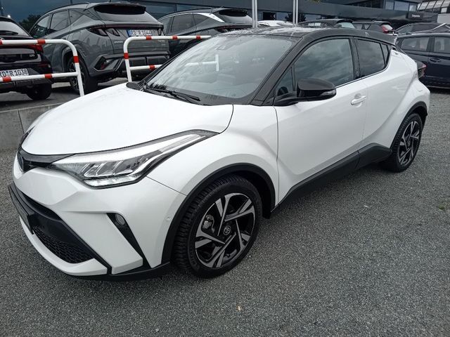 Toyota C-HR Hybrid Team D