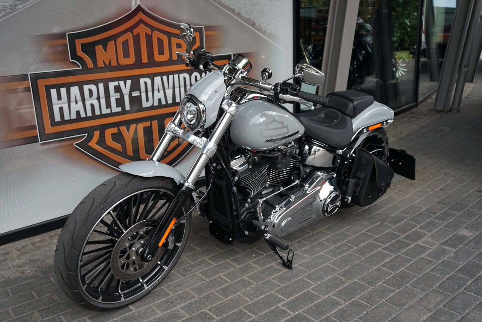 Fahrzeugabbildung Harley-Davidson Breakout 117 MY25 - FXBR - Thunderbike - Jekill