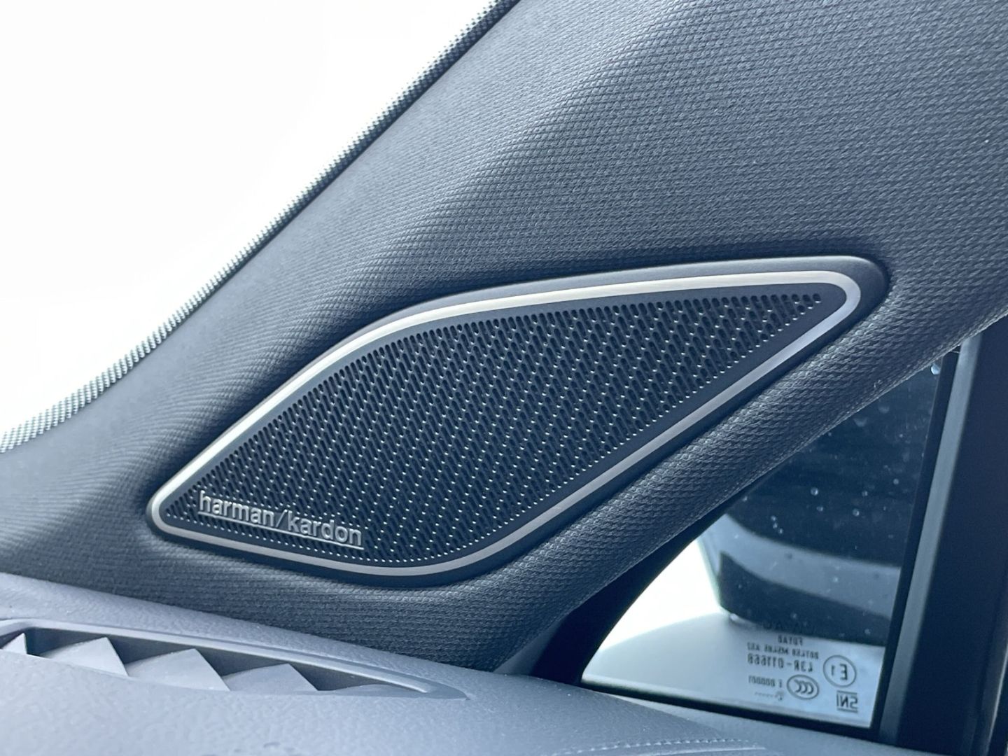 Tayron 1.5 TSI eHybrid DSG Black Style AHK/Pano