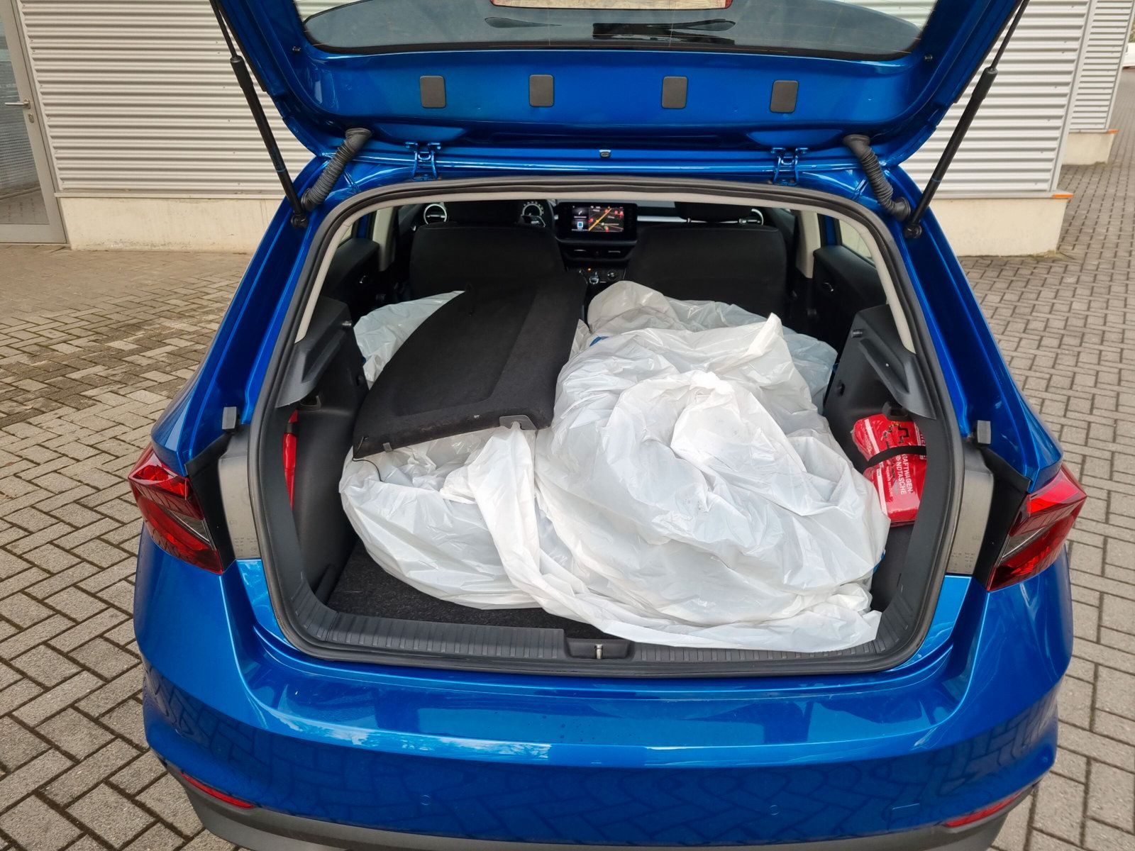 Fahrzeugabbildung SKODA Fabia 1.0 TSI Ambition LED KLIMA SHZ