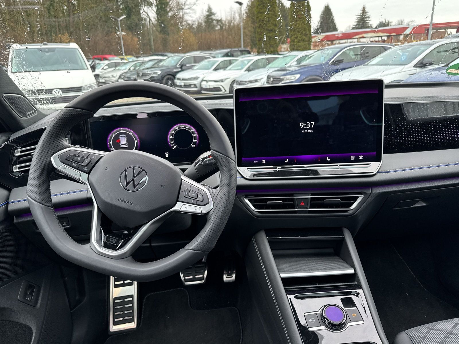 Tiguan R-Line AHK " Harman Kardon"PANO 4M R-Line