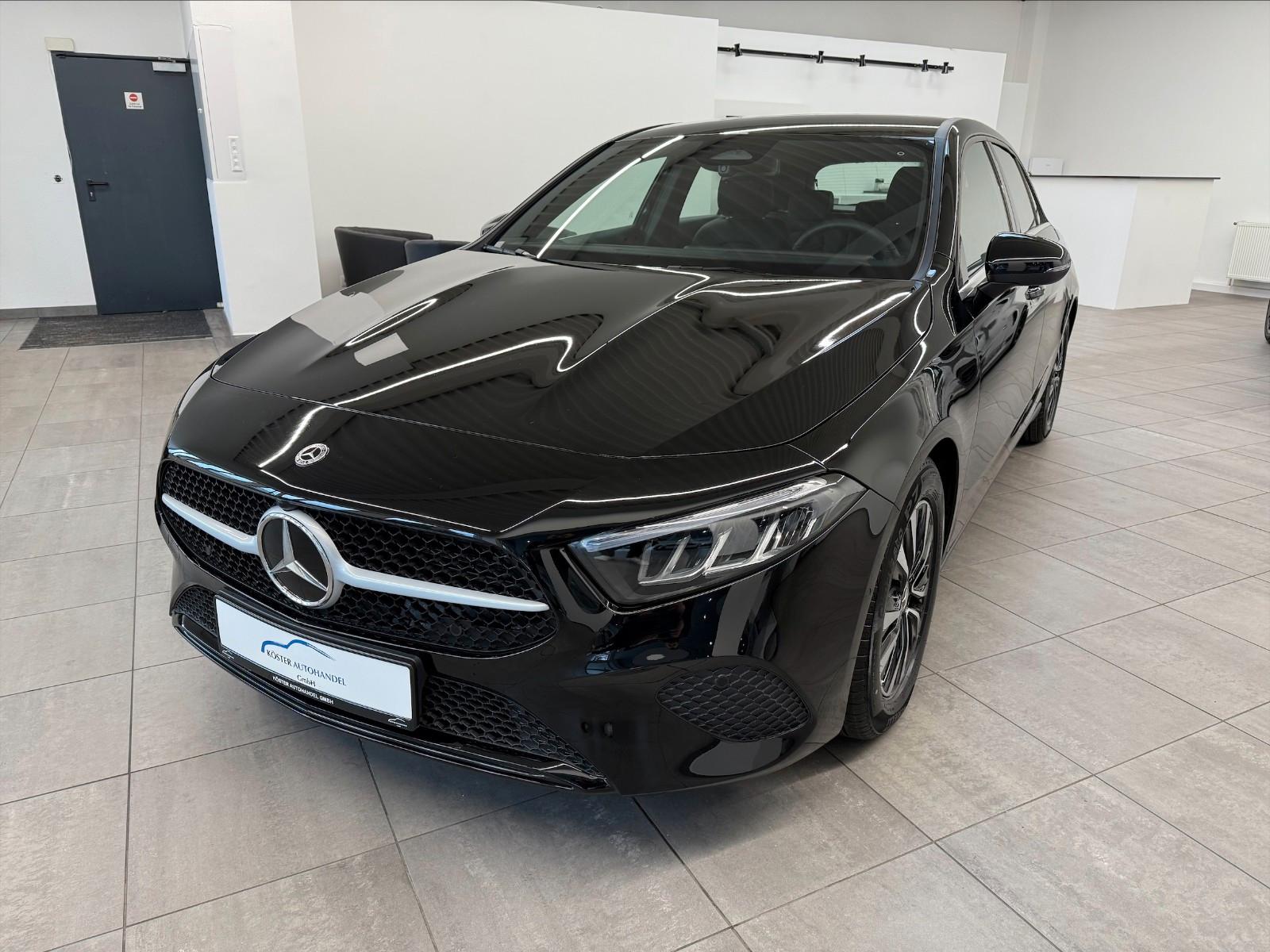 Mercedes-Benz A 180 7G-DCT*1.Hand*MwSt.*LED*NAVI*ALU*SHZ*