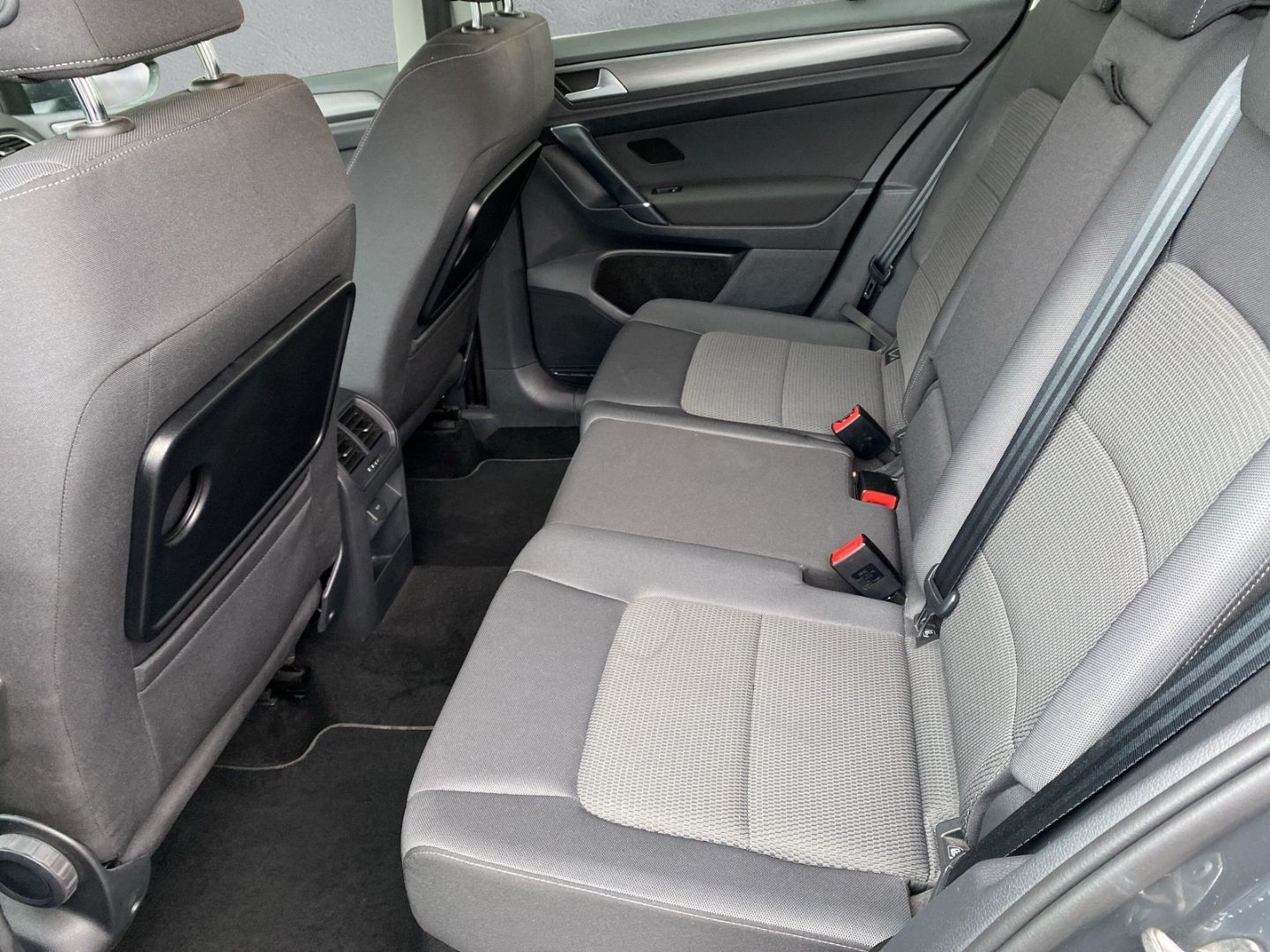 Fahrzeugabbildung Volkswagen Golf Sportsvan VII Comfortline 1.6 TDI BMT Start