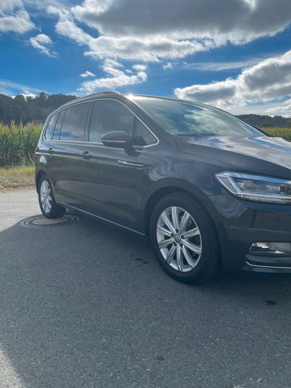 Image of Volkswagen Touran