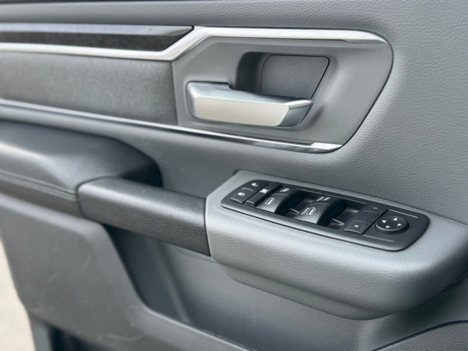 Fahrzeugabbildung Dodge RAM 1500 BigHorn 5.7 V8 NEUES MODEL MwSt.