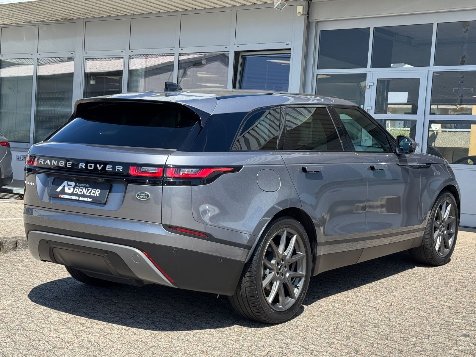 Fahrzeugabbildung Land Rover Range Rover Velar/360*Cam/LED/CapPlay/LEDER/