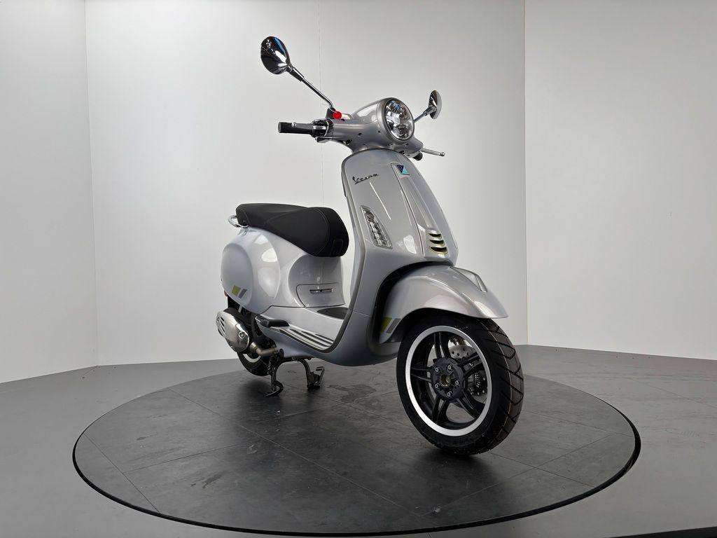 Fahrzeugabbildung Vespa PRIMAVERA 125 TECH E5+ *NEUFAHRZEUG/GARANTIE*