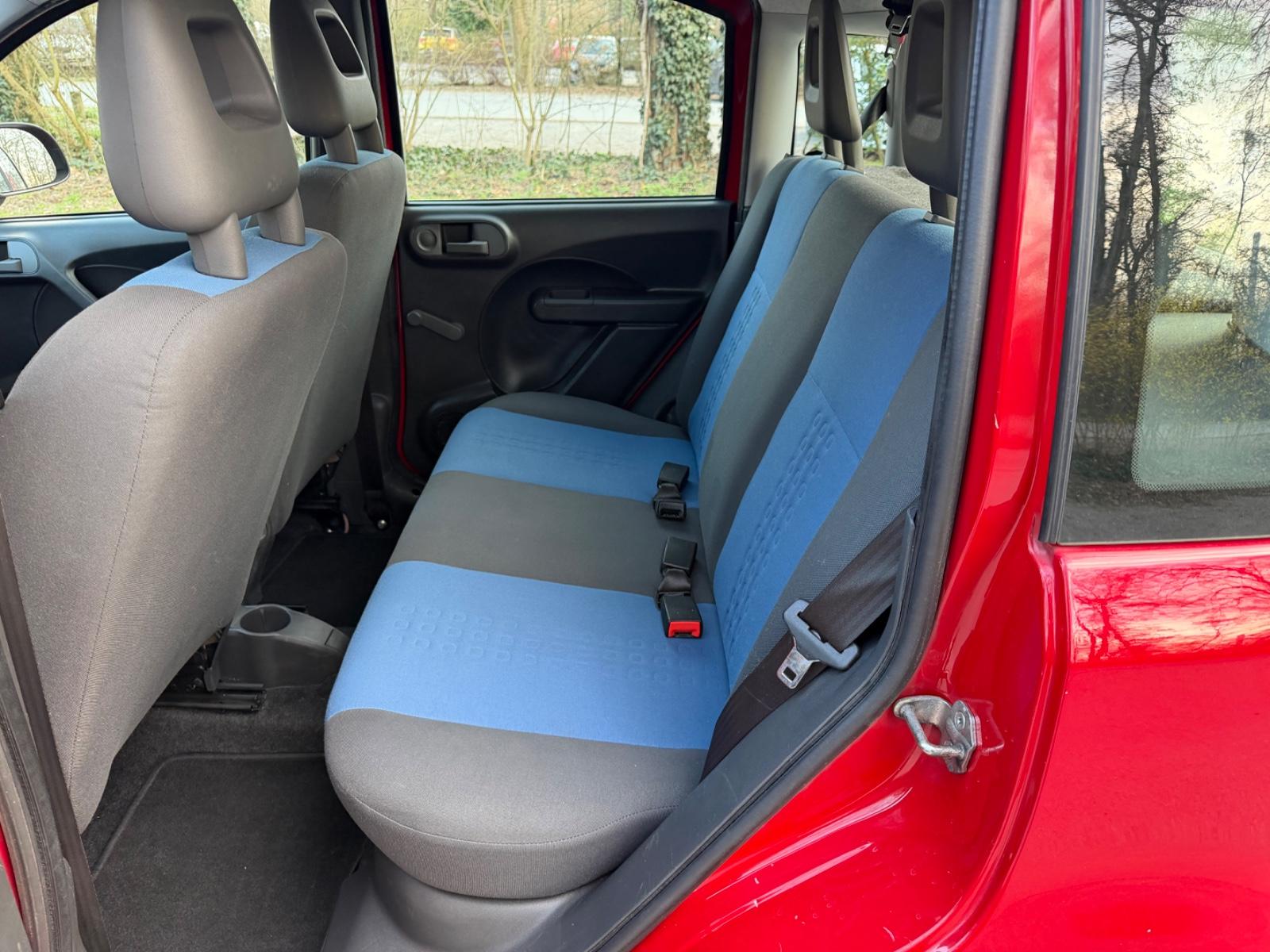 Fiat Panda 1.2 8V MyLive Klima TÜV/AU Neu