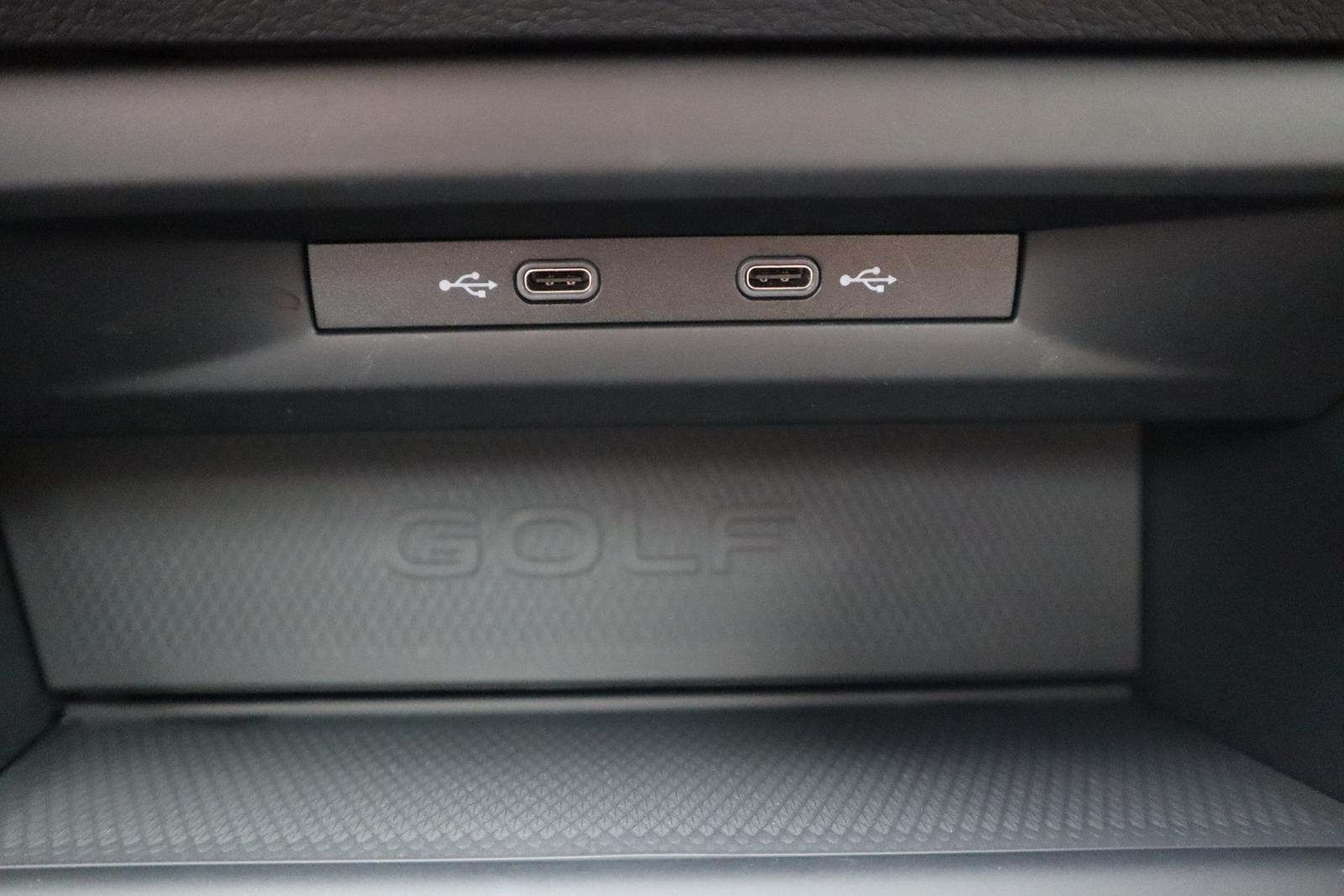 Volkswagen Golf VIII 2.0 GTI LED Head-Up ACC Standheizung, миниатюра 29
