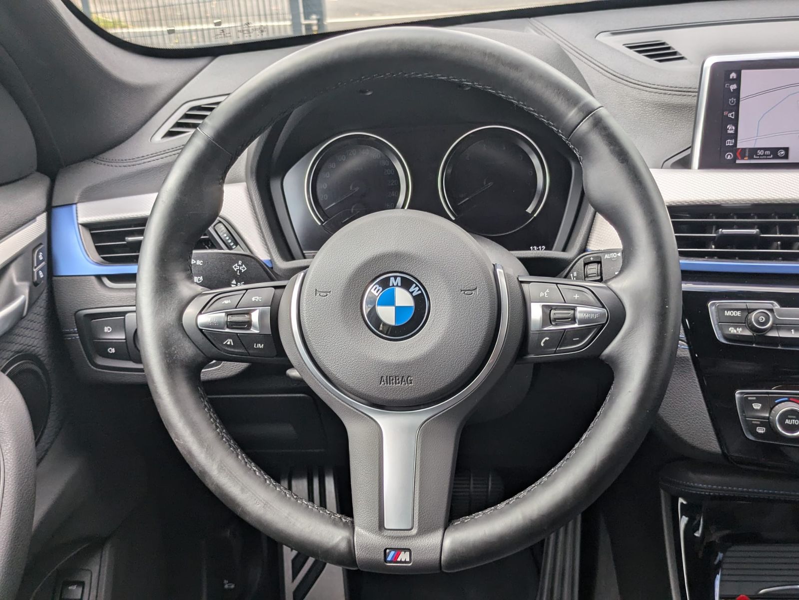 Fahrzeugabbildung BMW X1 20 i M-Sport sDrive ACC/AHK/LED/KAMERA