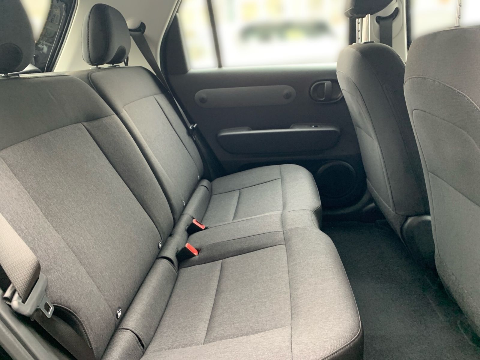Fahrzeugabbildung Hyundai INSTER EV 49 kWh Select Effizienz-Paket Navi