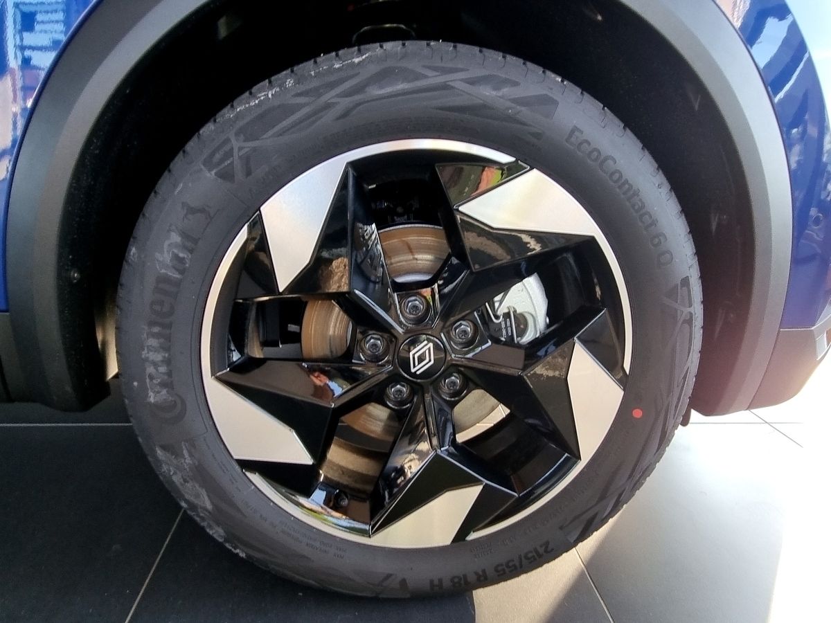 Fahrzeugabbildung Renault Captur Techno E-TECH Full Hybrid 145