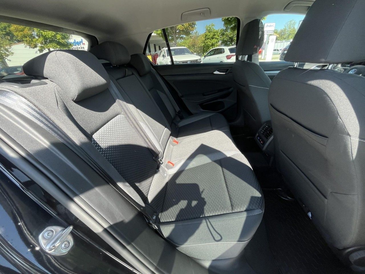 Volkswagen Golf - Bild 10