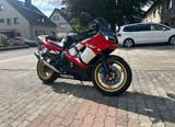 Yamaha YZF-R6 - YAMAHA 2001 R6