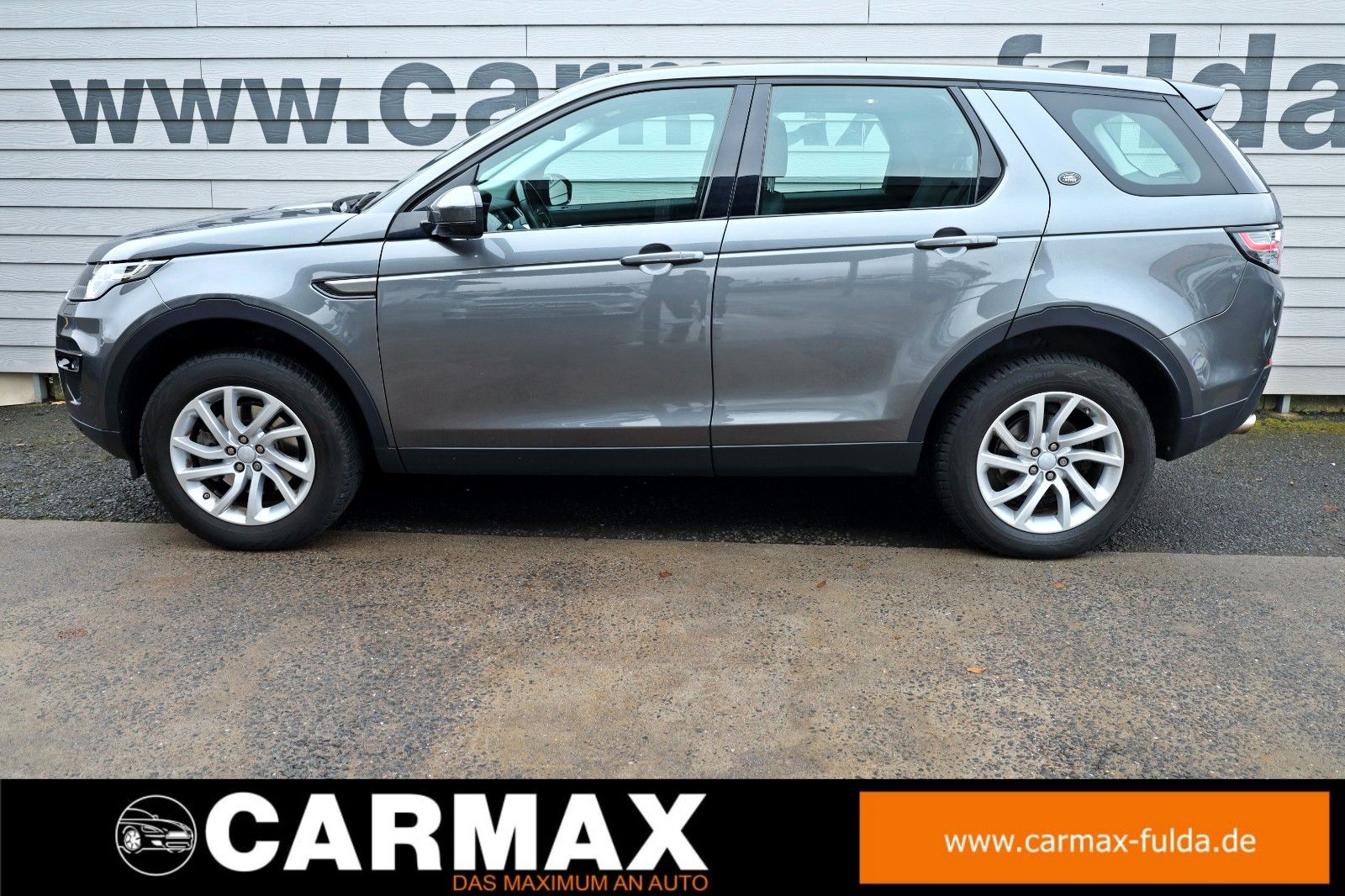 Fahrzeugabbildung Land Rover Discovery Sport SE AWD T.Leder,Navi,Panorama,AHK