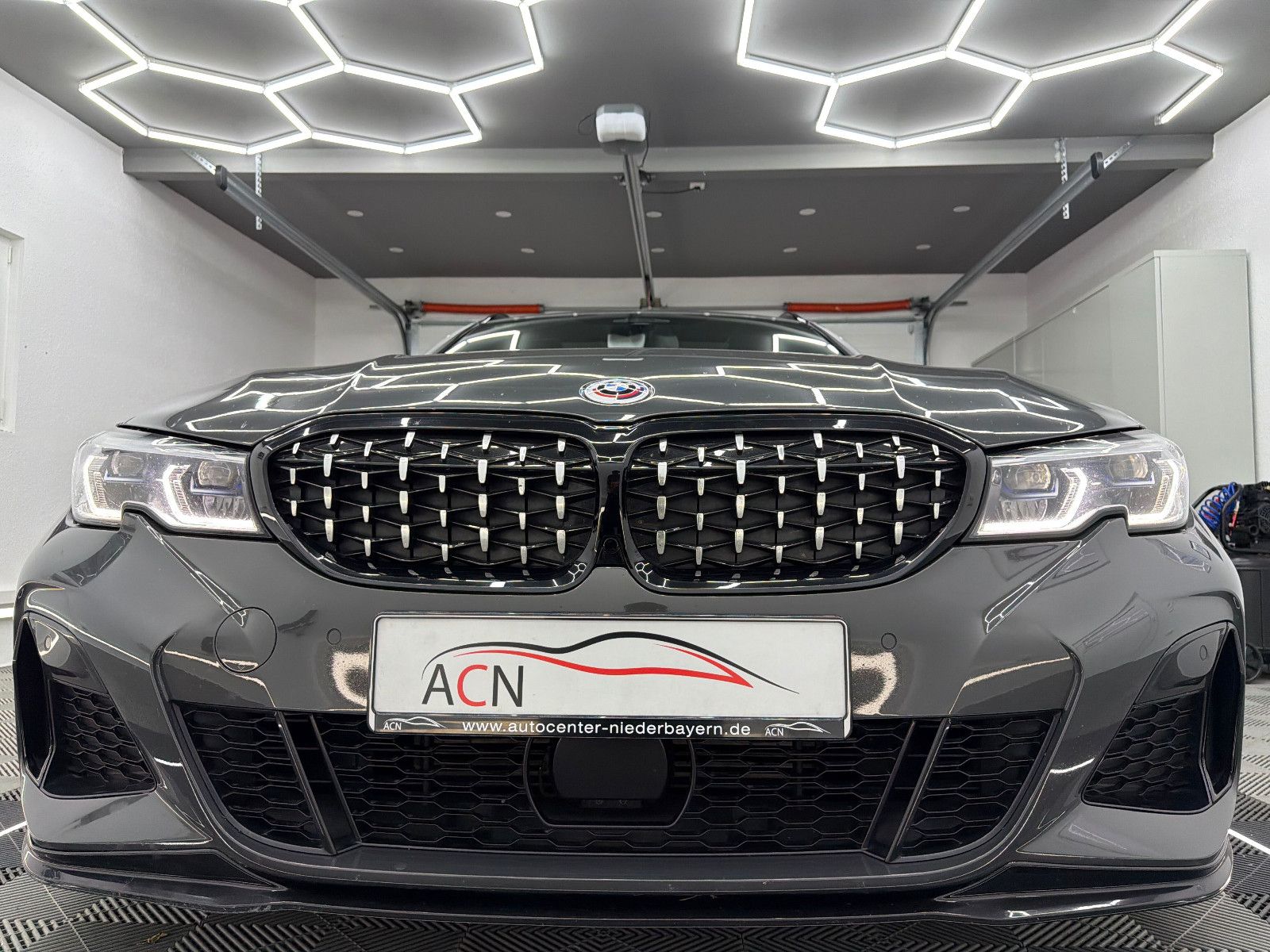 Fahrzeugabbildung BMW M340 d xDrive/STHZ/LASER/HuD/PANO/DRAVIT/DE FZG