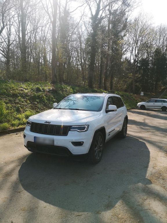 Image of Jeep Grand Cherokee