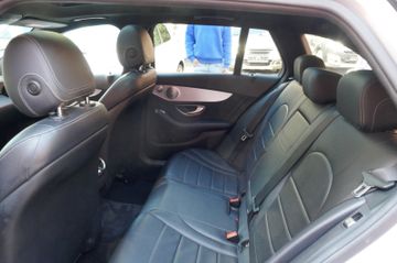 Fahrzeugabbildung Mercedes-Benz T-Modell C 220 BlueTec / d T AMG-Line