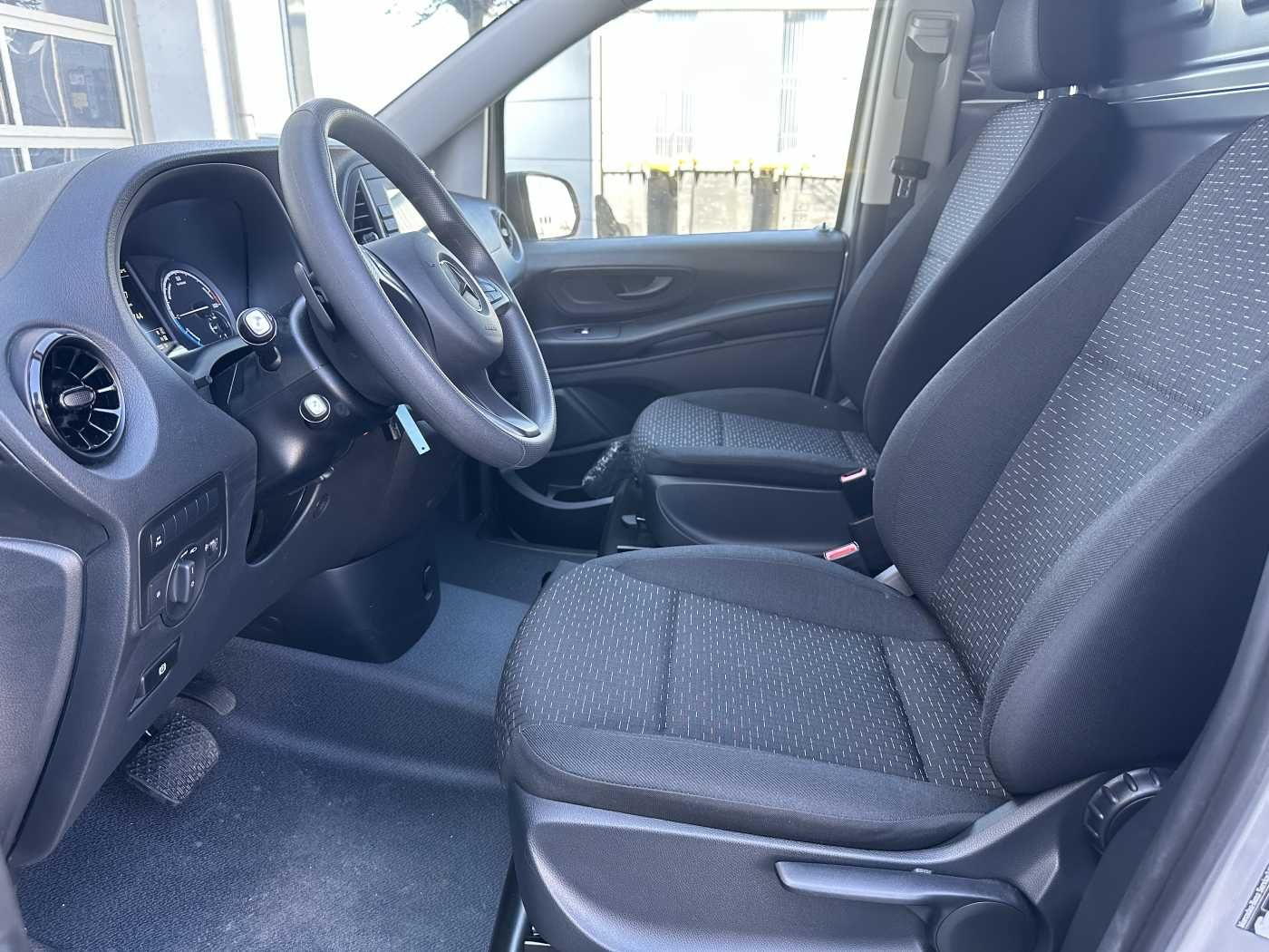 Fahrzeugabbildung Mercedes-Benz eVito 112 Audio 30 Sitzheizung Kamera Tempomat