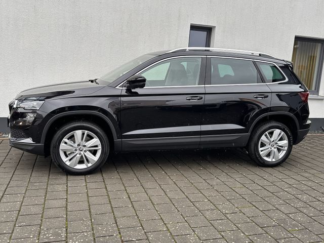 Skoda Karoq 1.5l TSI DSG Selection (AHK,17",ACC,5/100)