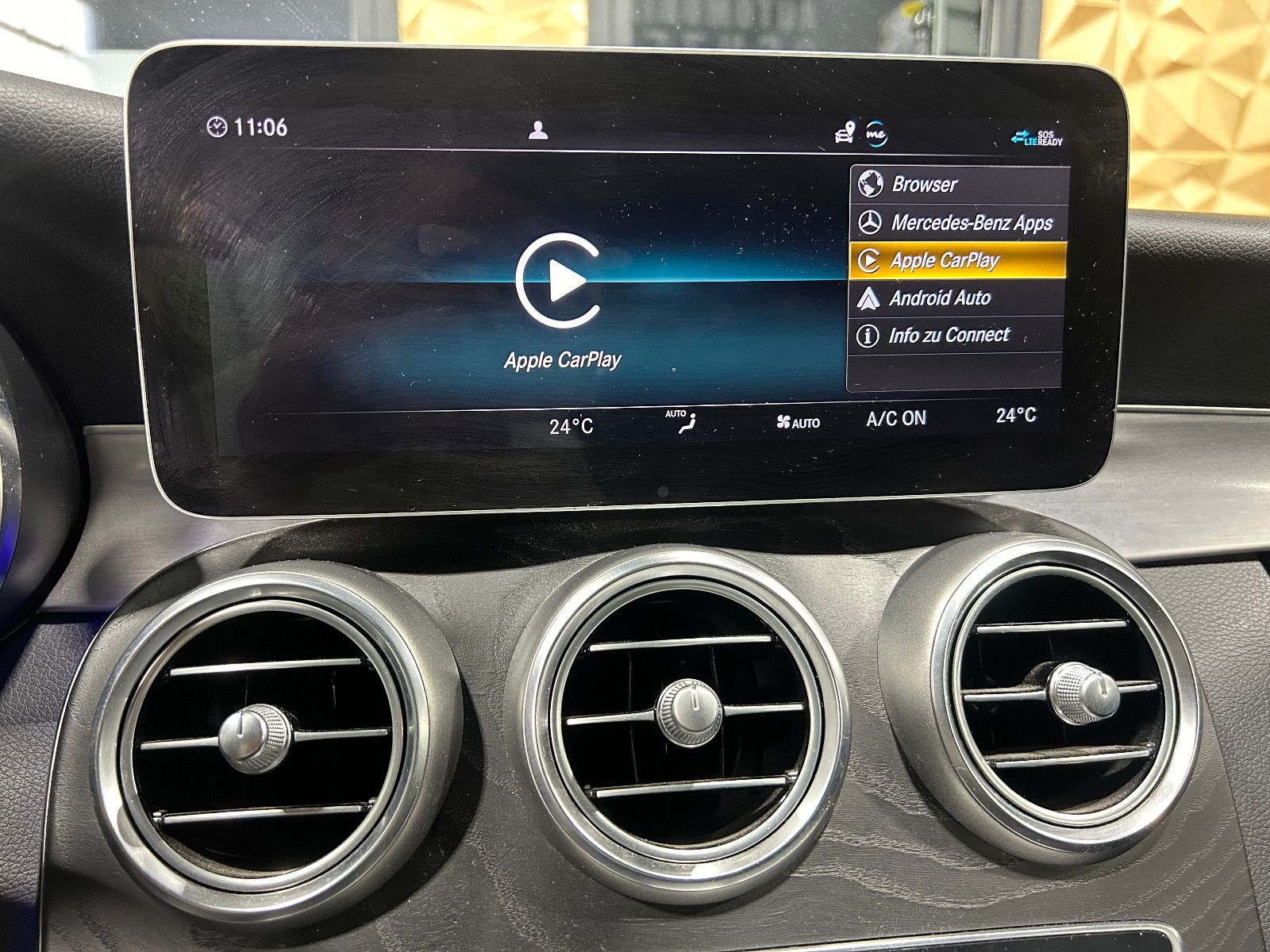 Fahrzeugabbildung Mercedes-Benz C 300 de/AMG/360°/PANO/APPLE/VIRTUAL/AMBIENTE/