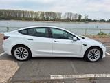 Tesla Model 3 Hinterradantrieb RWD