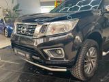 Nissan Navara NP300 Double Cab 4x4 / AHK 3,5T / 1.HAND - Nissan Navara Gebrauchtwagen