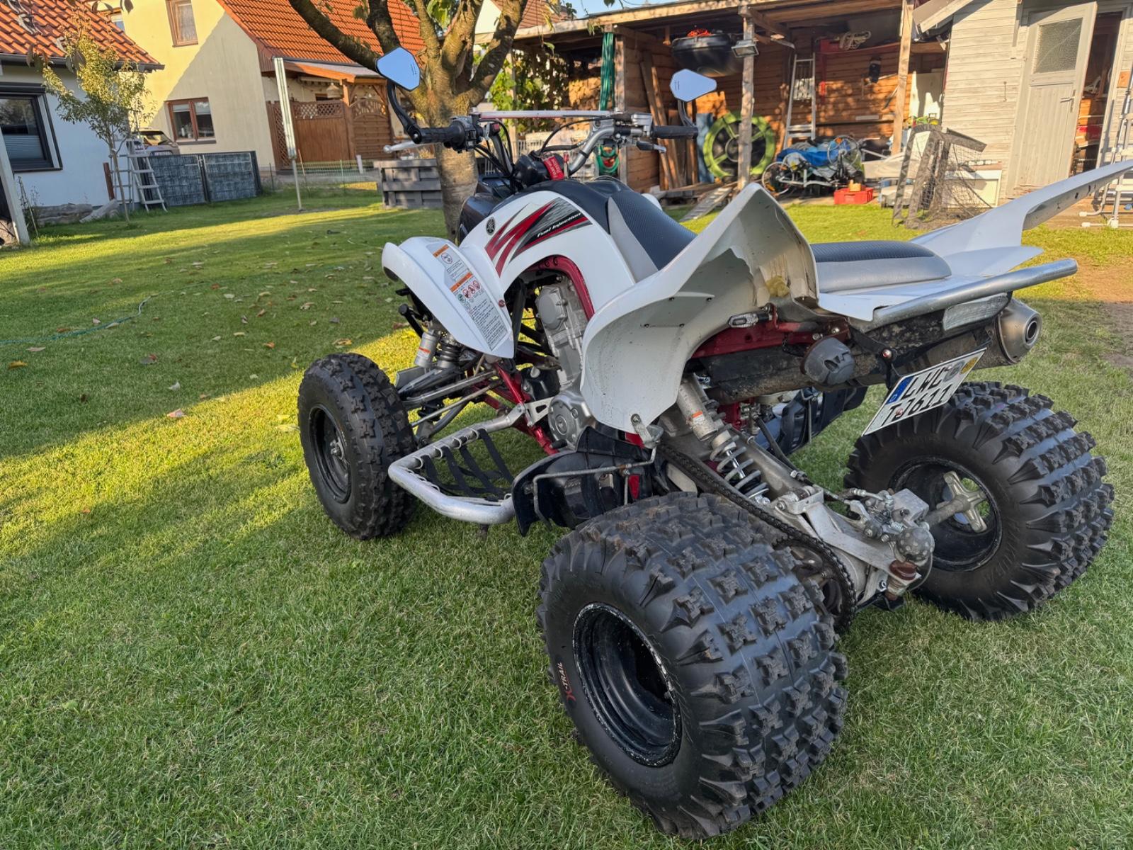 Yamaha Raptor 2010 — interior