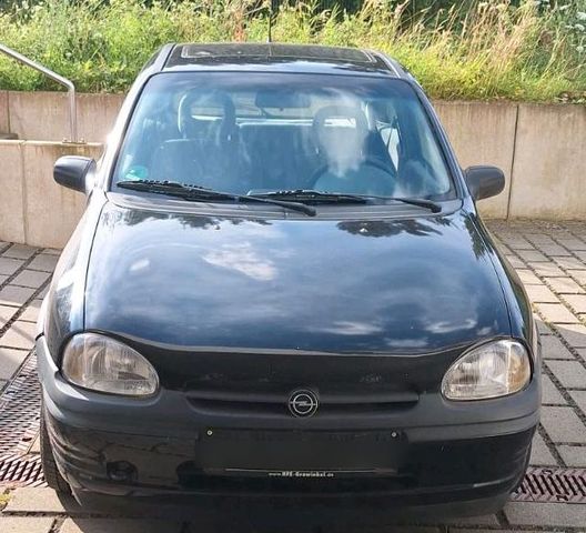 Opel Corsa B / schwarz / 1997 / Kurbelhubd...