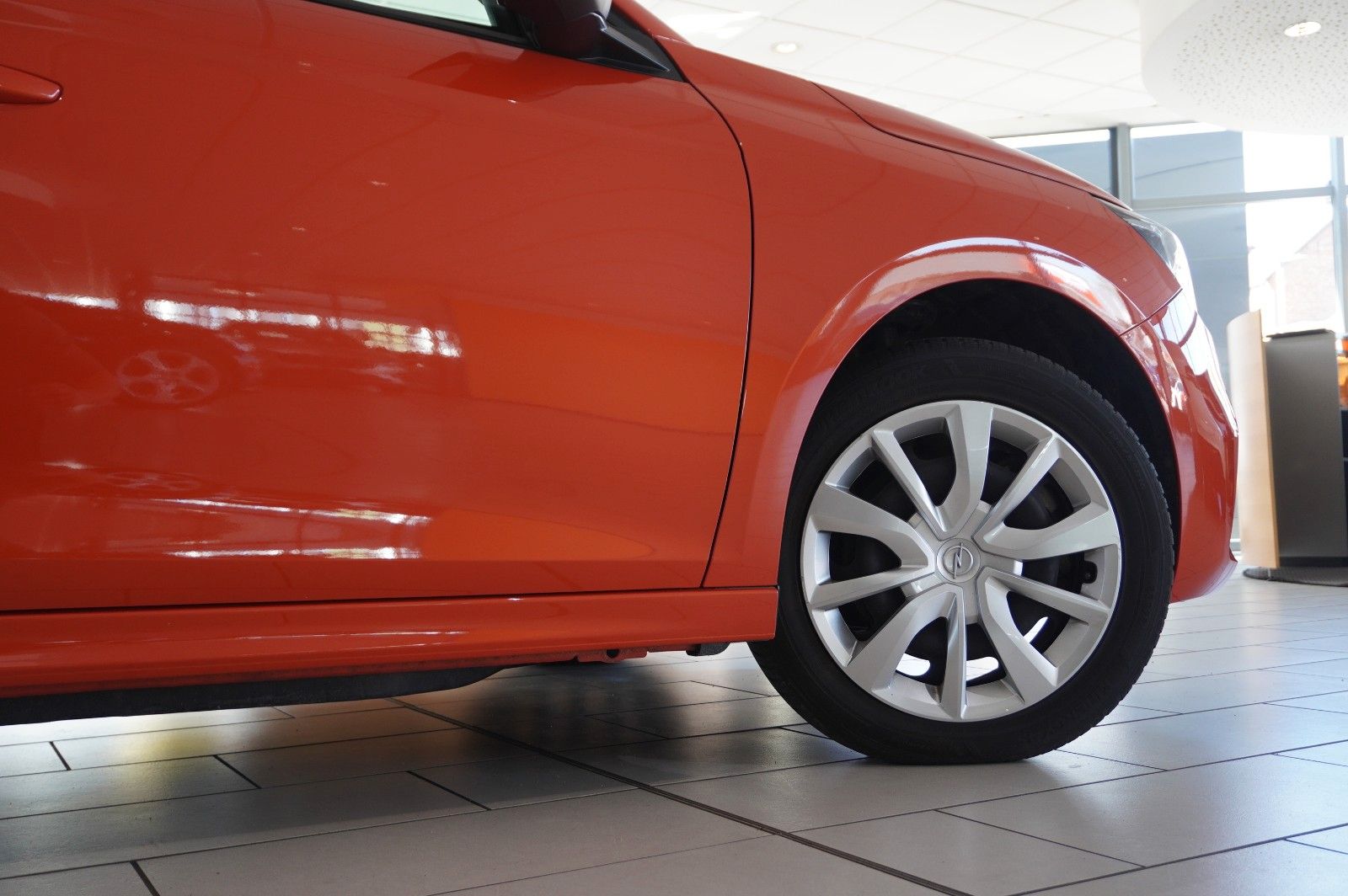 Fahrzeugabbildung Opel Corsa-e F EDITION 7KW NAVI/VIRT/DAB/TEMP/WÄRMEP