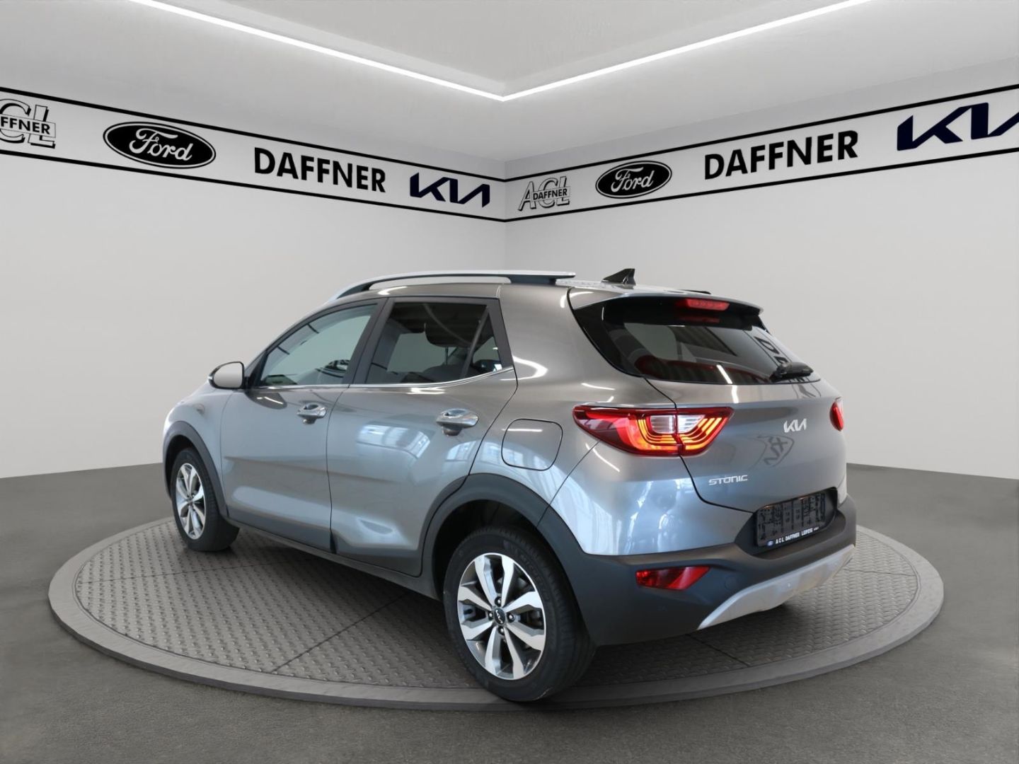 Fahrzeugabbildung Kia Stonic Nightline Edition 1.0 T-GDI 48V Navi SHZ