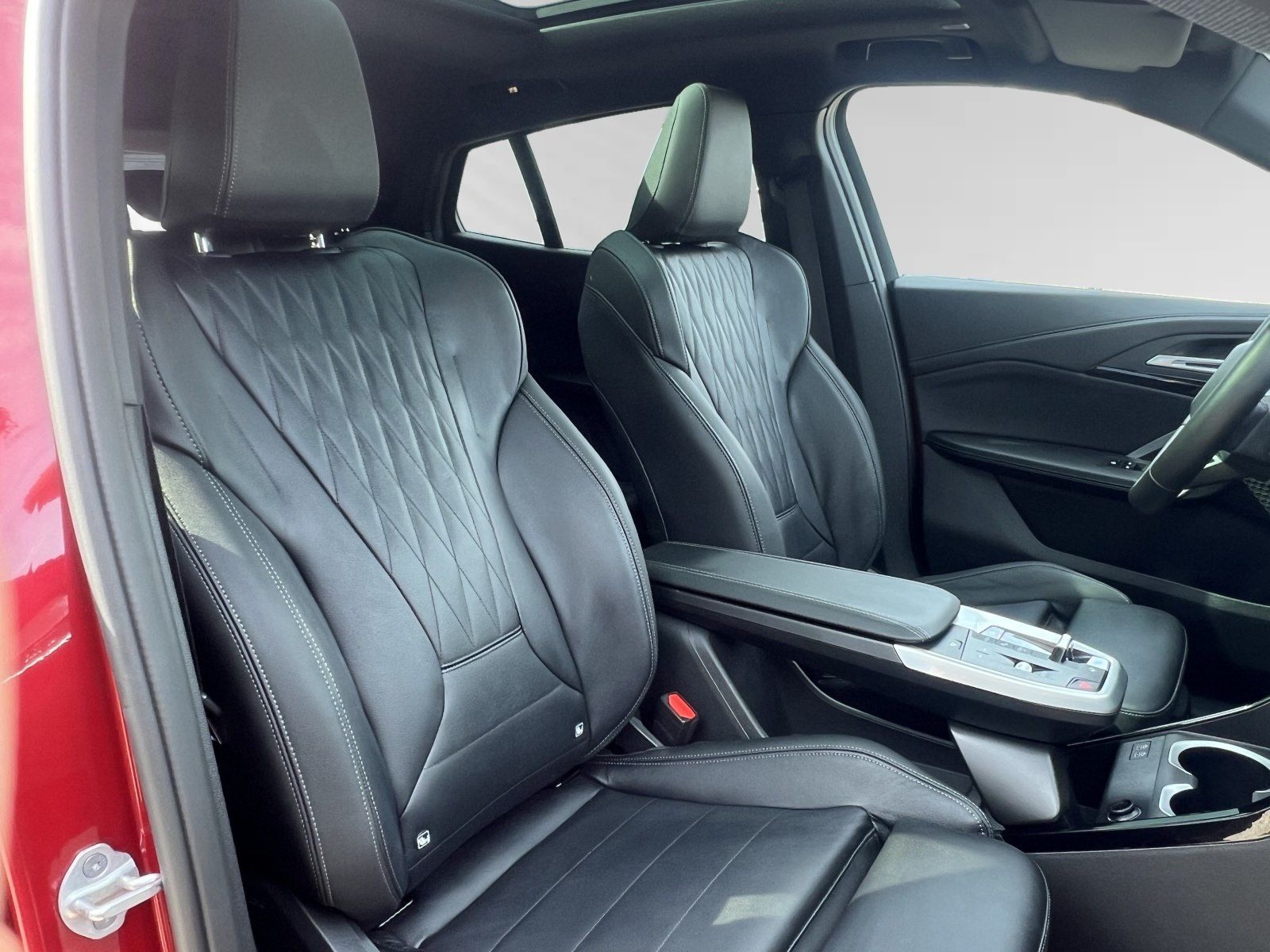 BMW iX2 - Bild 9