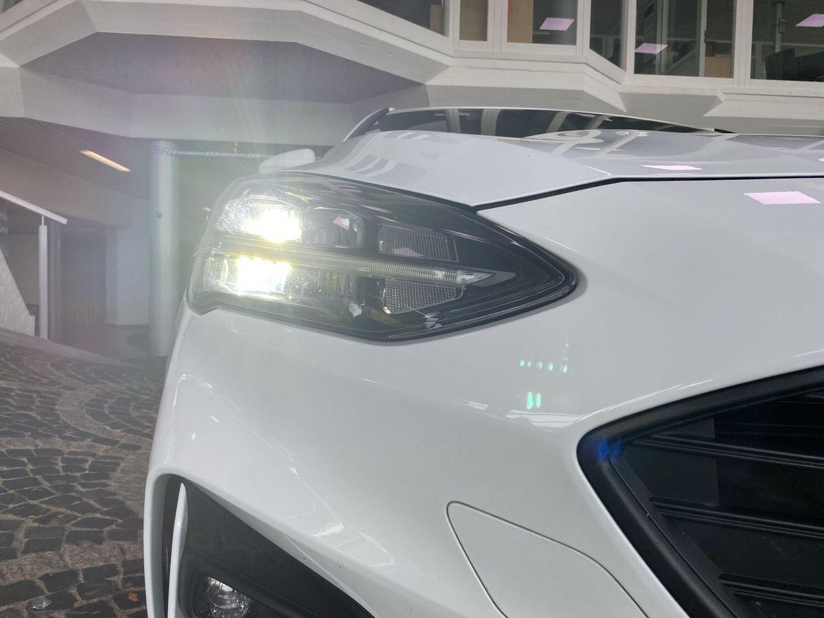 Ford Focus St-Line / Winterpaket/LED/Navi/PDC/CarPlay