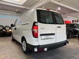 Hyundai H-1  2,5 CRDI Kastenwagen*Garantie* - : Kastenwagen